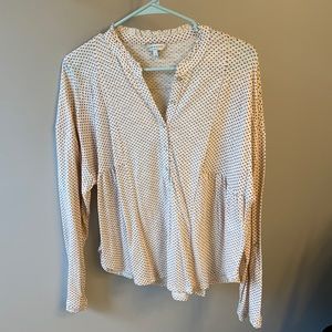 Long-Sleeved Lightweight Top